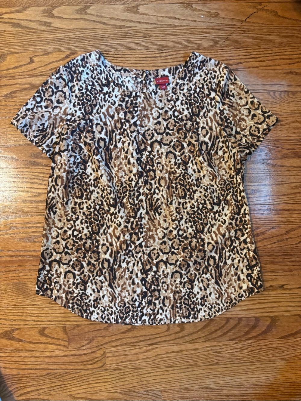 Merona Leopard Print Short Sleeve Blouse Size Large